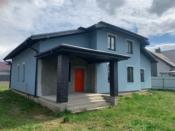 Будинок мрії.Біля лісу