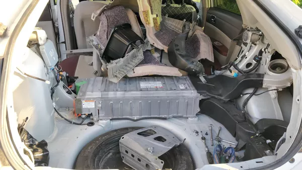 Відновлення ємності гібридних акумуляторів автомобілів Тойота. 5