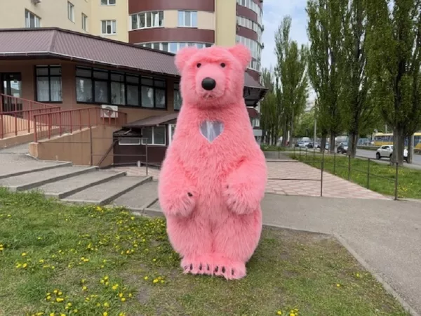 Костюм медведя розовый 2