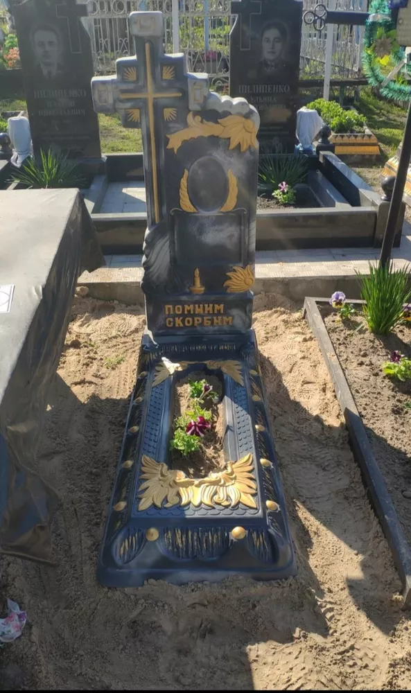 Памятники на могилу