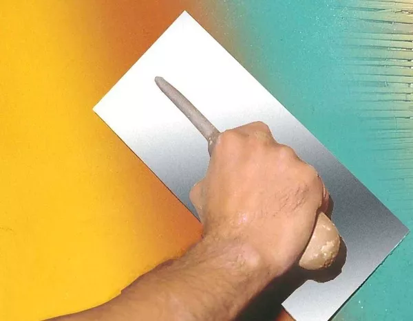 Шпаклевка под обои в Киеве