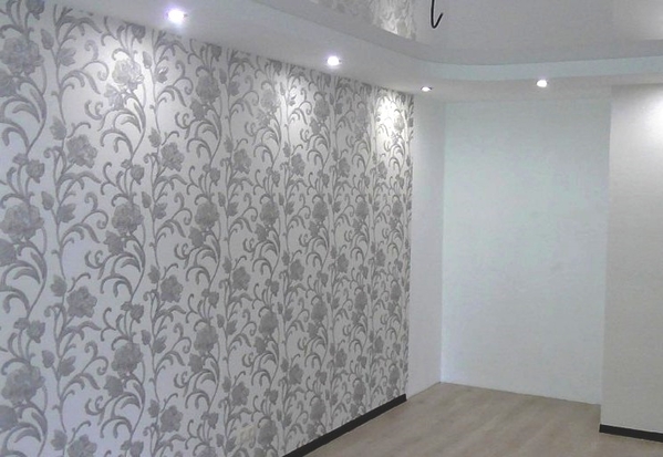 Поклейка шпалер ціна