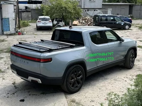 Силова кришка для кузова пікапа Rivian R1T – захист, стиль 3