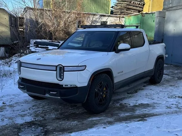 Силова кришка для кузова пікапа Rivian R1T – захист, стиль 5