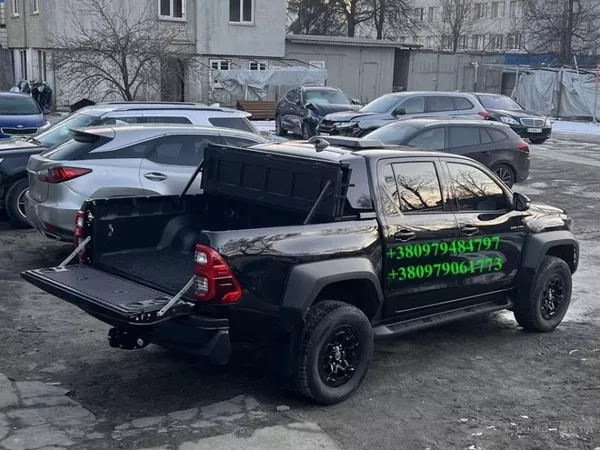 Силова кришка кузова пікапа Toyota Hilux GR Sport 6