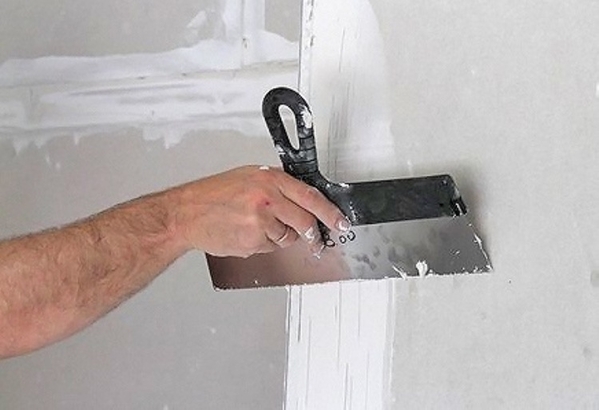 Шпаклювання стін Київ Маляр-штукатур 