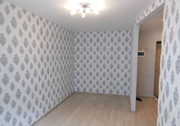 Поклейка шпалер Київ Малярські роботи 