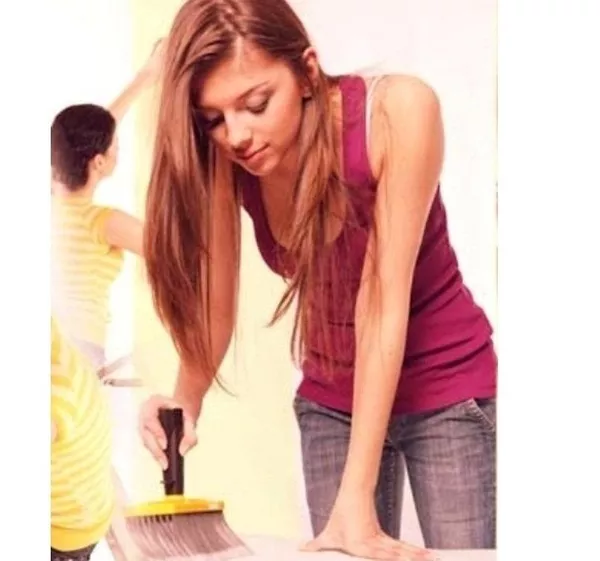 Поклейка шпалер Теремки Голосіїво