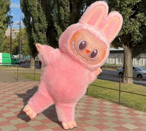 Надувной костюм Лабуба с вентилятором для продвижения бизнеса 2