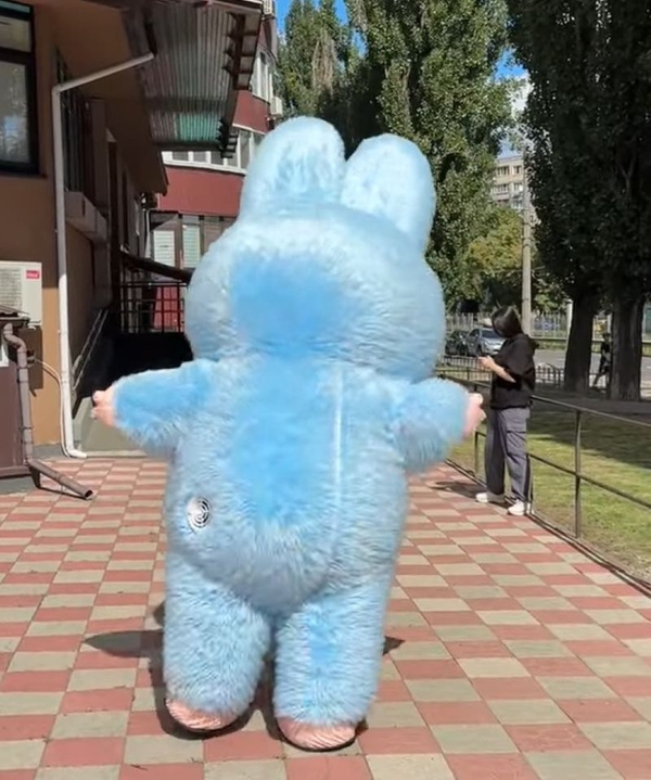Надувной костюм Лабуба с вентилятором для продвижения бизнеса 5