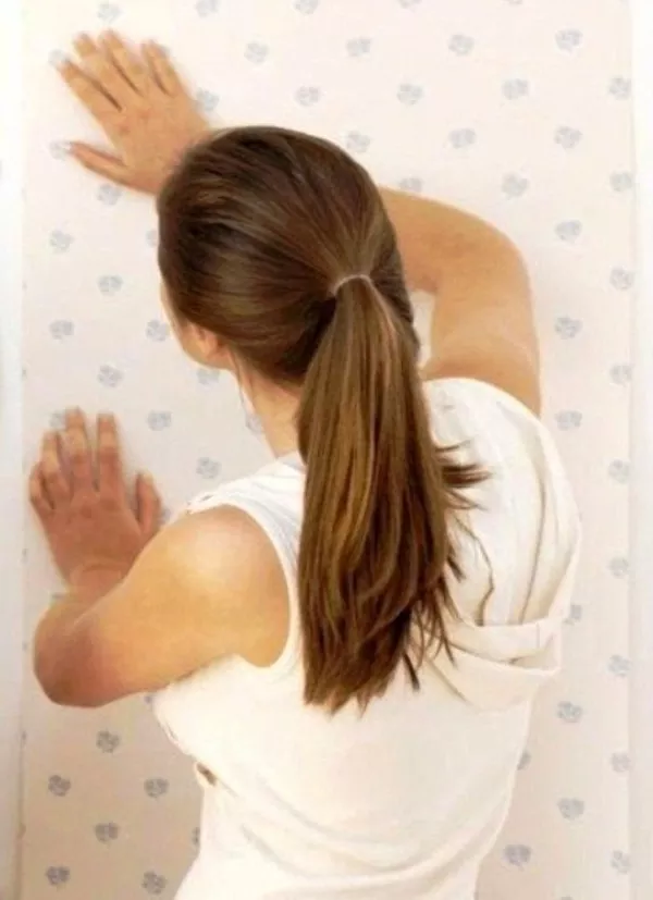 Поклейка обоев цена в Киеве