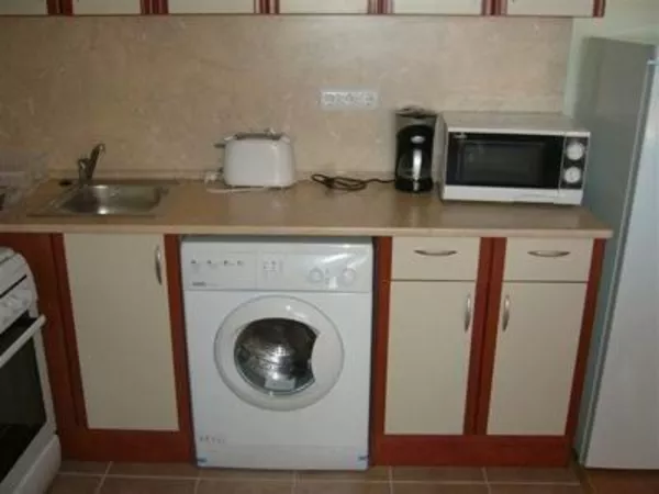 Сдам 1-км. квартиру (комната в коммуналке).