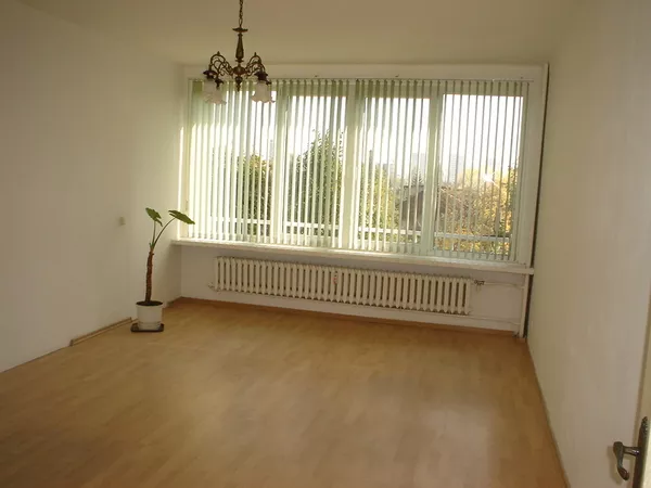 Сдаётся отдельная комната с балконом