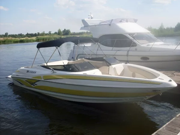 Larson Senza 226 Volvo Penta 5.0 2