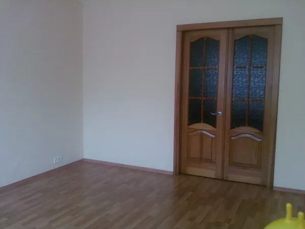 МЕНЯЮ 3кв.евроремонтДнепропетровск на1+1(2)кв.Киева или Бровары 4