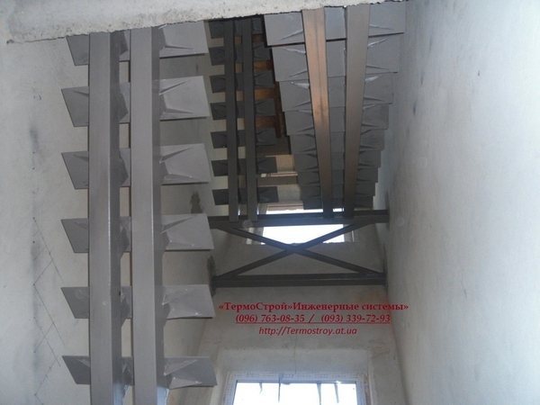 Сварочные работы.Лестницы металические.Металлоконструкции  Киев.
