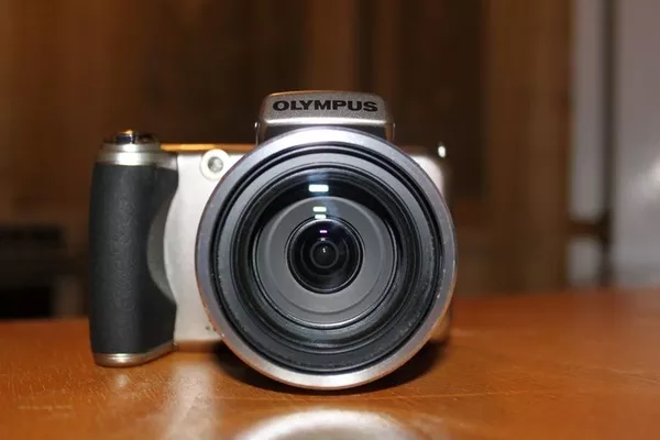 Продам полупрофессиональный фотоаппарат Olympus SP-800UZ Silver 1550gr