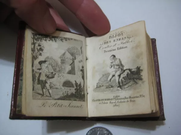 Уникальная антикварная миниатюрная книга 1810г 2