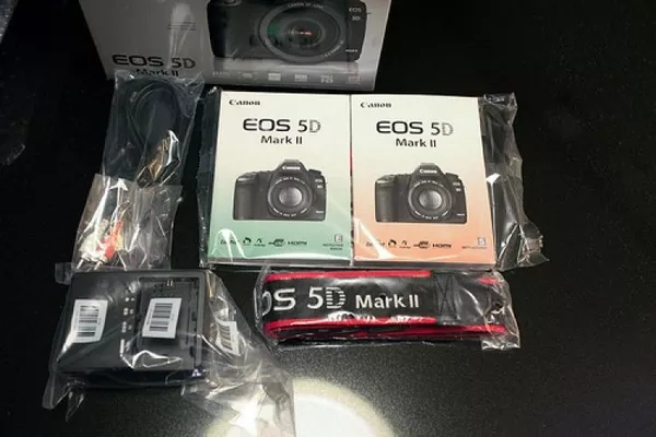 Купить новый: Canon EOS 5D Mark II 21MP DSLR камеры