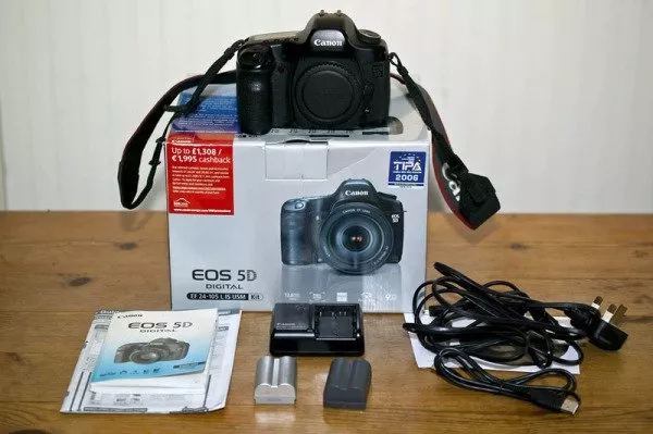 Canon EOS 5D Mark II Digital SLR Camera with Canon EF 24-105mm IS len