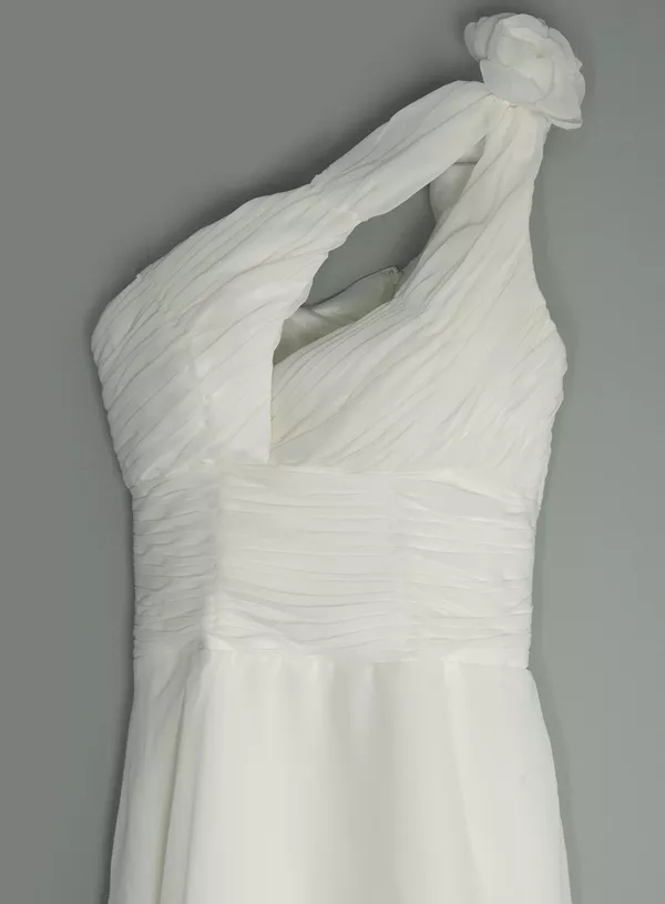 Элегантное свадебное платье Pronovias Mariona 4