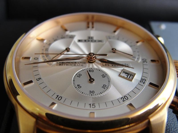 Продам Edox,  новые швейцарские часы ТОРГ 5