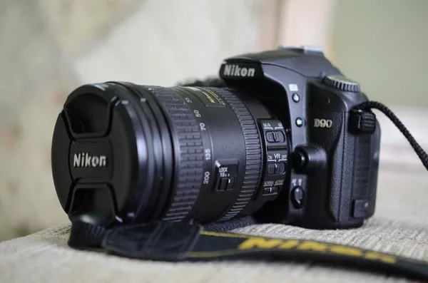 Продам Nikon D90+nikkor 18-200 VRII