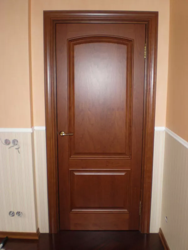 Установка монтаж межкомнатных дверей. киев.