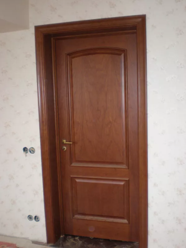 Установка монтаж межкомнатных дверей. киев.