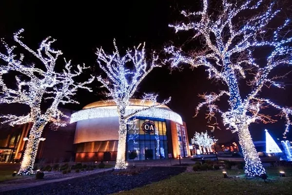 Светодиодные гирлянды, новогоднее оформление, наружные гирлянды