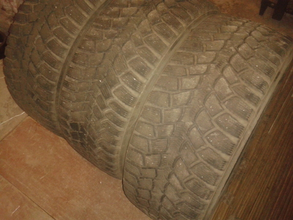 зимняя резина б/у Kumho KW19 235/55 R17