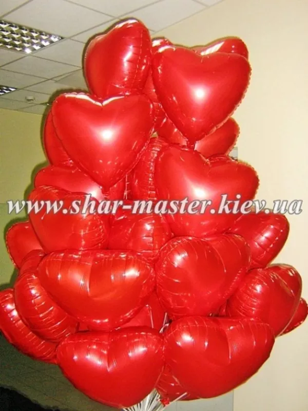Воздушные шары с гелием Киев на день Валентина,  шарики-сердечки.