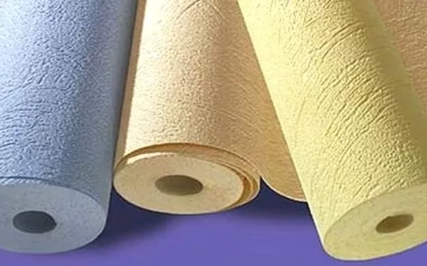 Оклейка обоями в Киеве 