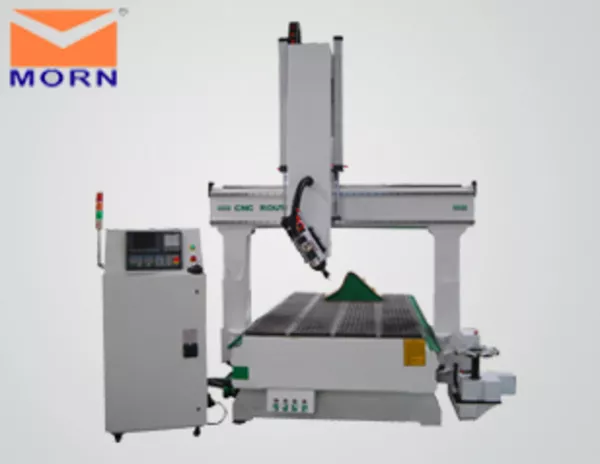 4-ех осевой фрезерный станок с ЧПУ и АТС