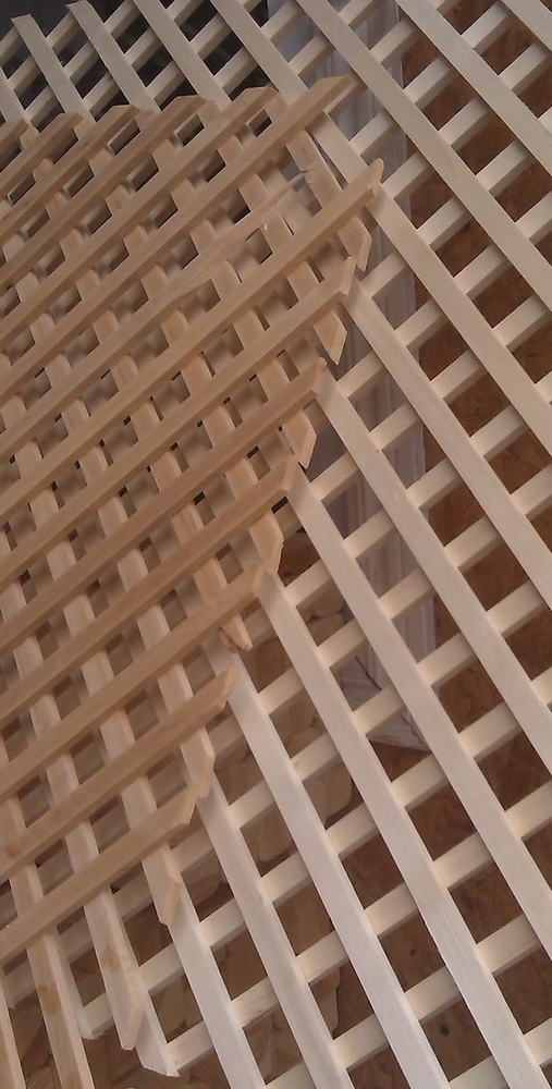 Декоративная решетка ольха