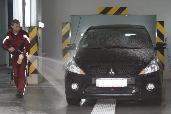 Сдаётся в долгосрочную субаренду Автомойка и Шинномонтаж сервис Киев 3