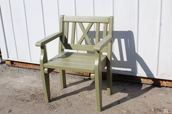Продам кресла деревянные 3