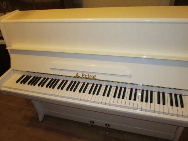 Продажа классных  пианино любого цвета – белого,  коричневого,  черного