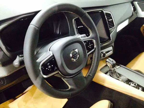 Перетяжка салона авто кожей 3