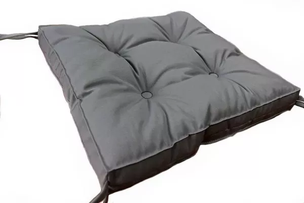 Мягкая подушка на стул 40 на 40 см. от производителя 3