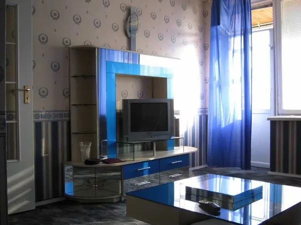 Сдается 1-комнатная квартира Печерск (долгосрочно) 2