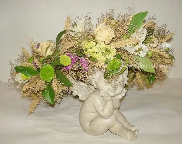 Венок на голову из цветов. 