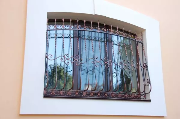 Решетки на окна и балконы 2