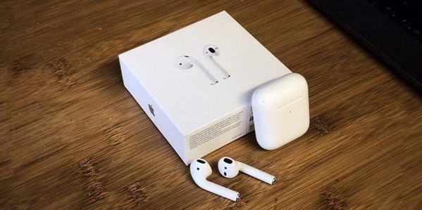 Apple AirPods 2 (MV7N2) Copy 1:1 - идеальная копия легендарных наушник 4