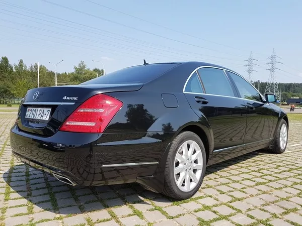 Аренда авто с водителем в Минске. Mercedes W221 S500 Long  3