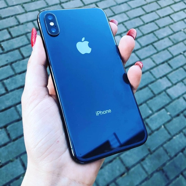 Продаю IPhone X 256GB  2